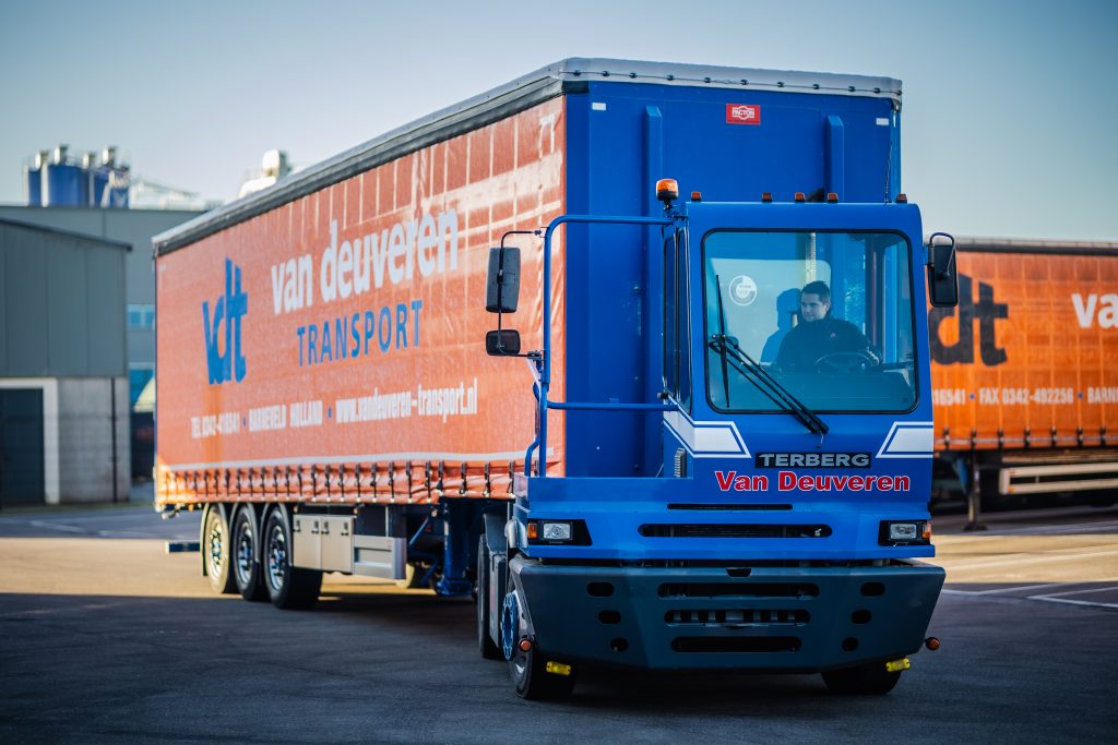 Kom werken bij het team van Van Deuveren Transport