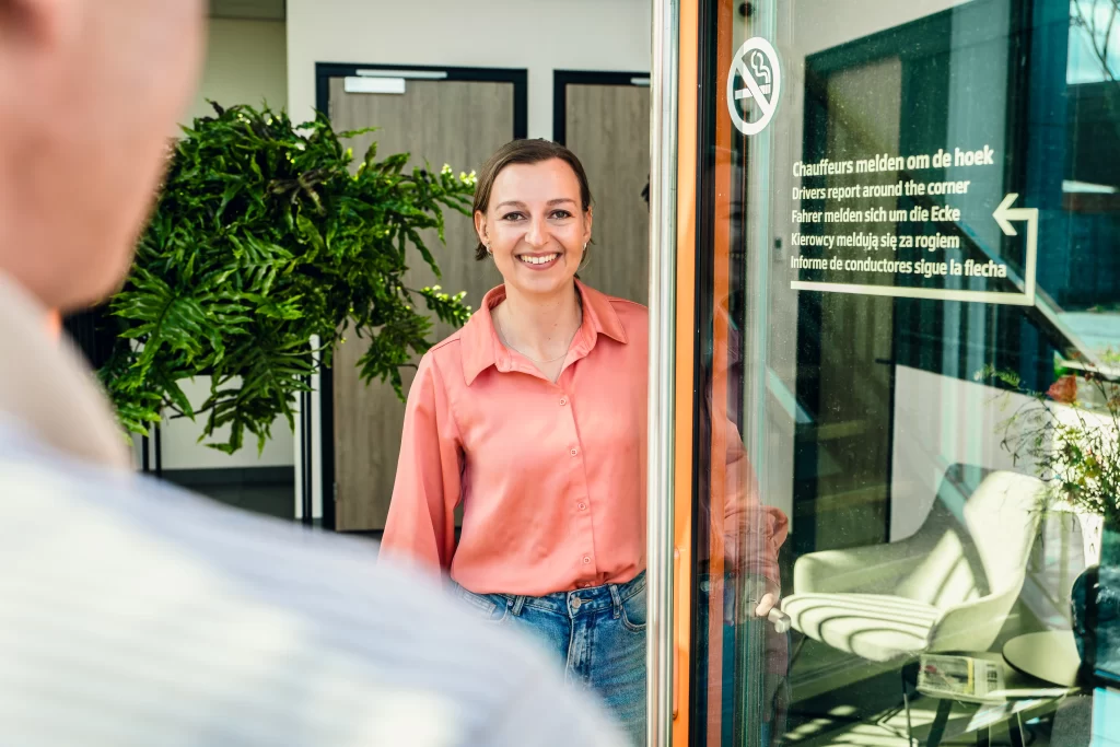 Kom werken bij het team van Van Deuveren Transport